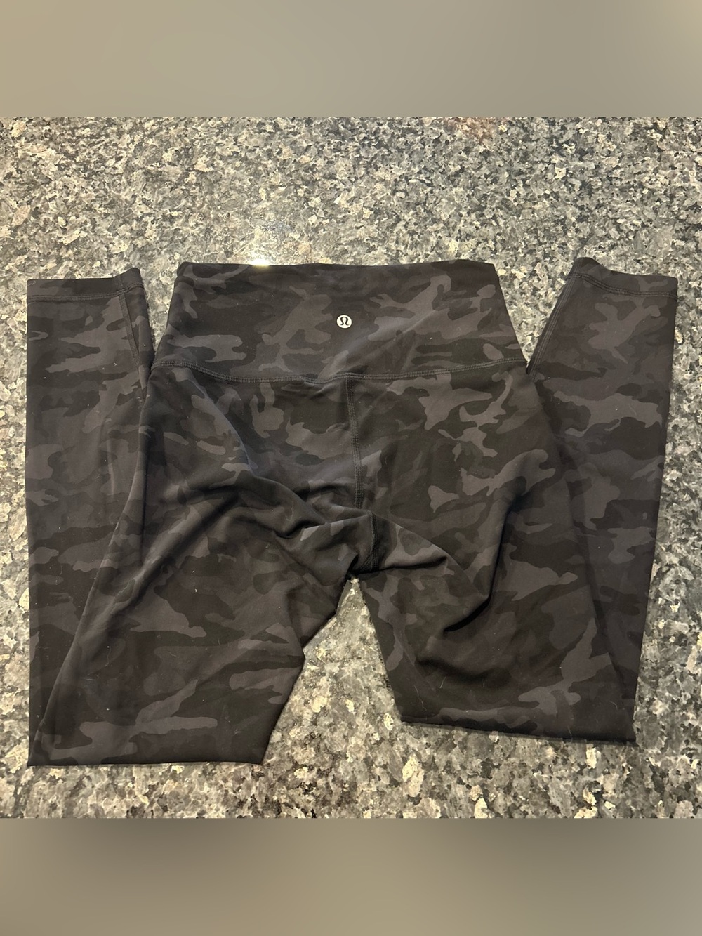Lululemon Black Camo High-Rise wonder train Leggings